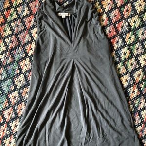 Green envelope tank top sz L